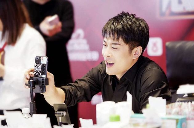 老明星|辛巴专坑家人们？或许我们都错了