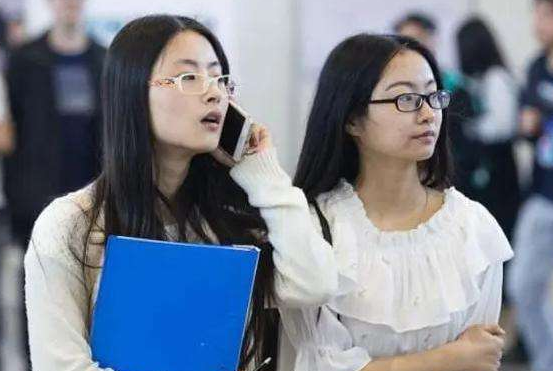大学生|痛过才知道，“社招”和“校招”的区别明显，大学生可别选错
