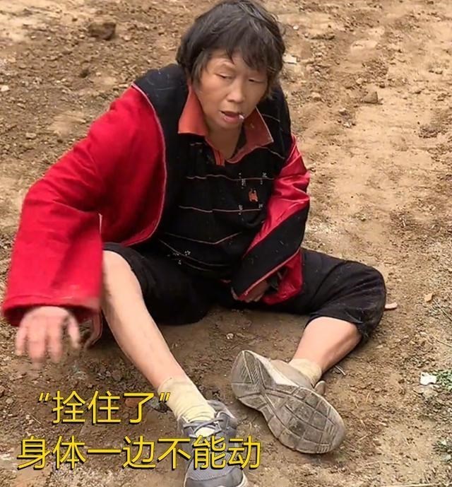河北:女子被赶出家门,丈夫远处观望不肯接回家,她被“拴住了”