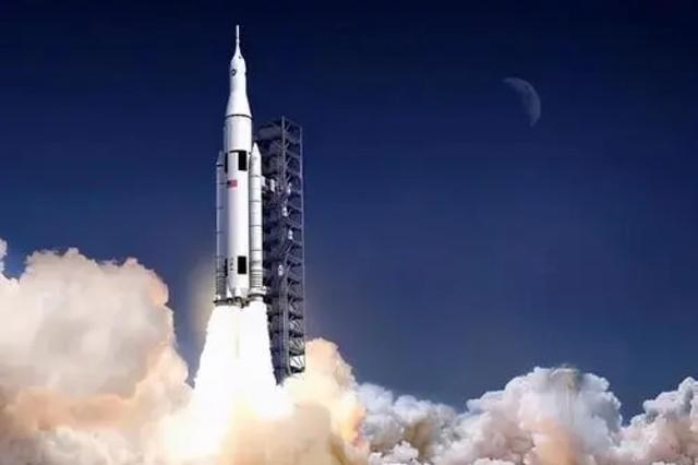土星 SpaceX星舰PK土星五号，世纪对决，马斯克的火星梦想在路上（1）