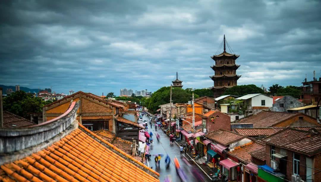 琳妹儿说|福建冷门旅游城市，景色不输清迈，建筑大气景点众多，游客很少