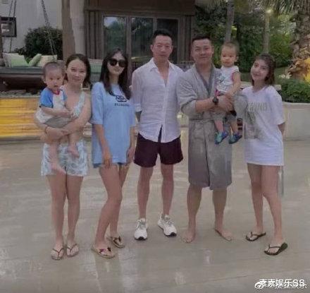 桑兰|汪小菲现身三亚度假，身边还有女性友人陪伴，离开大S变自由