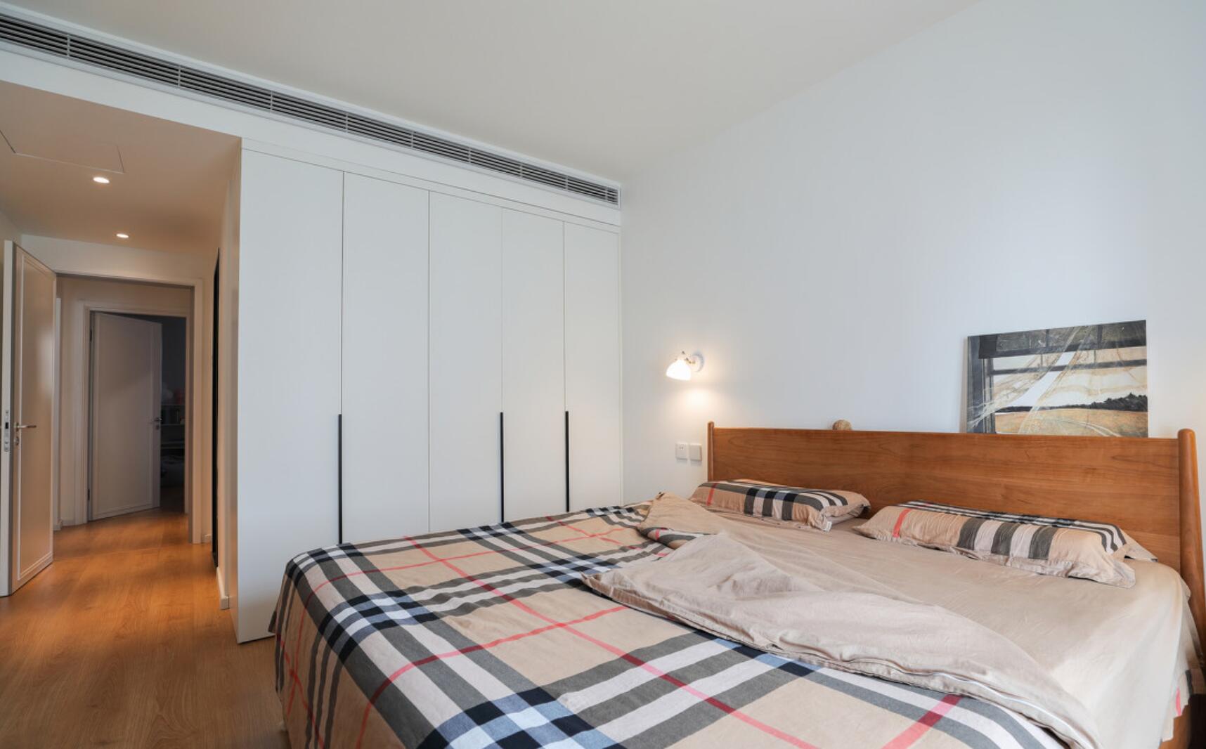 小拾谈装修|原木风设计越来越流行，她118㎡新家，一进门就特清新，羡慕