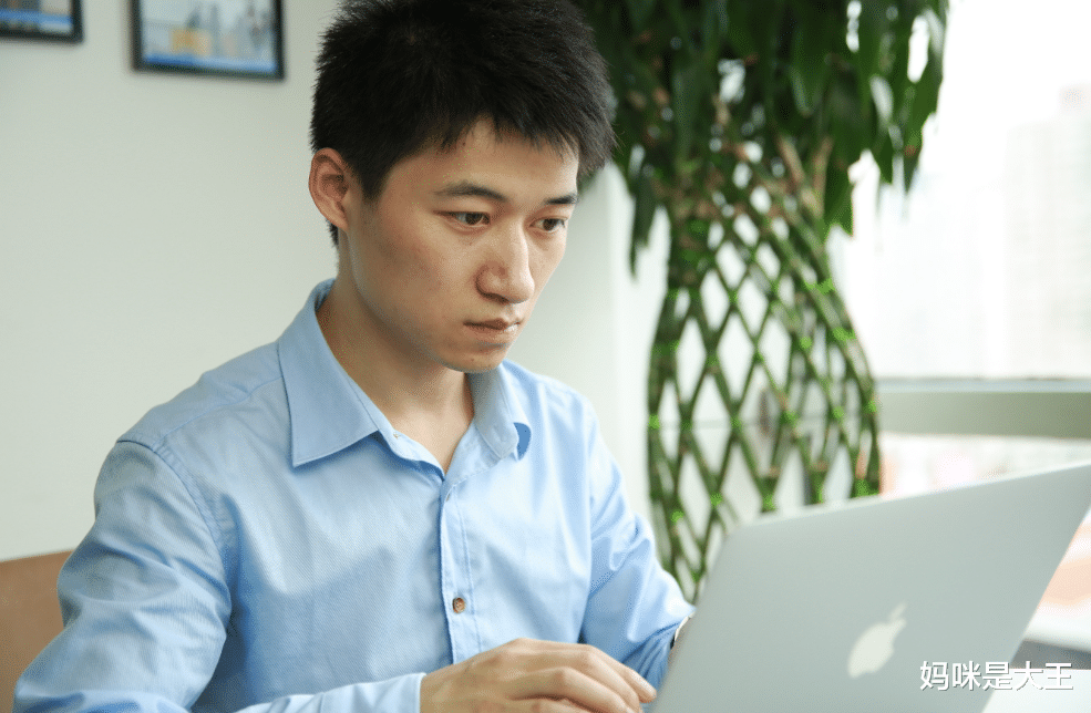 医生|“男友理想职业”排行榜出炉，医生位居榜首，程序员成为“黑马”