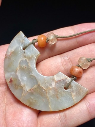 笔筒|文化期 和田玉红沁 玉璜 礼器玉饰