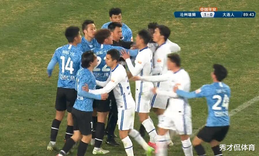 大連|神了！中超保級隊內(nèi)訌后豪取4勝1平，大連2連勝后1勝4負命懸一線