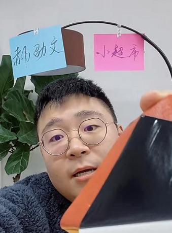 郝劭文|郝劭文：4岁爆红9岁隐退，千万积蓄被父母败光，现今怎样了？