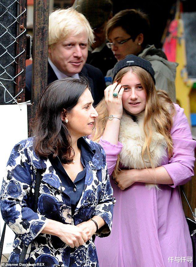 仟与仟寻|英国首相之女转型做大码模特，喜登时尚杂志，网友：靠爸真好