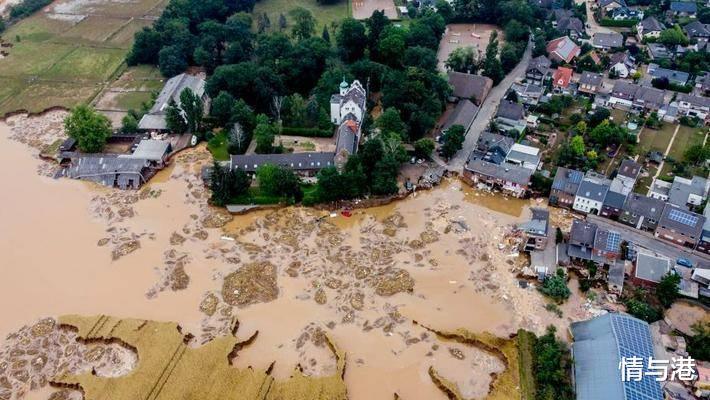 情与港|河南暴雨告诉我们，自然灾害面前人类如此渺小，但也可以很伟大
