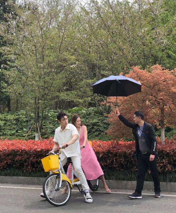 金晨|李易峰直言，很多男星不想和金晨拍吻戏，原来王子异没说谎