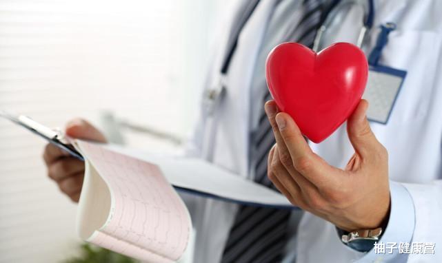 柚子健康营|男子牙疼半个月，突发身亡，经诊断：急性心梗，冠状动脉大堵塞