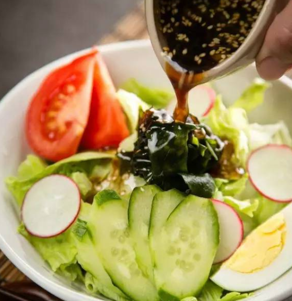 蔬菜沙拉|低卡零脂肪的神仙酱汁！拌啥菜都好吃，清肠刮油，体重悄悄降