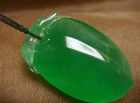 绿松石|JEAA黎先生为您诉说翡翠发展史（六）翡翠颜色差异如何影响其价值