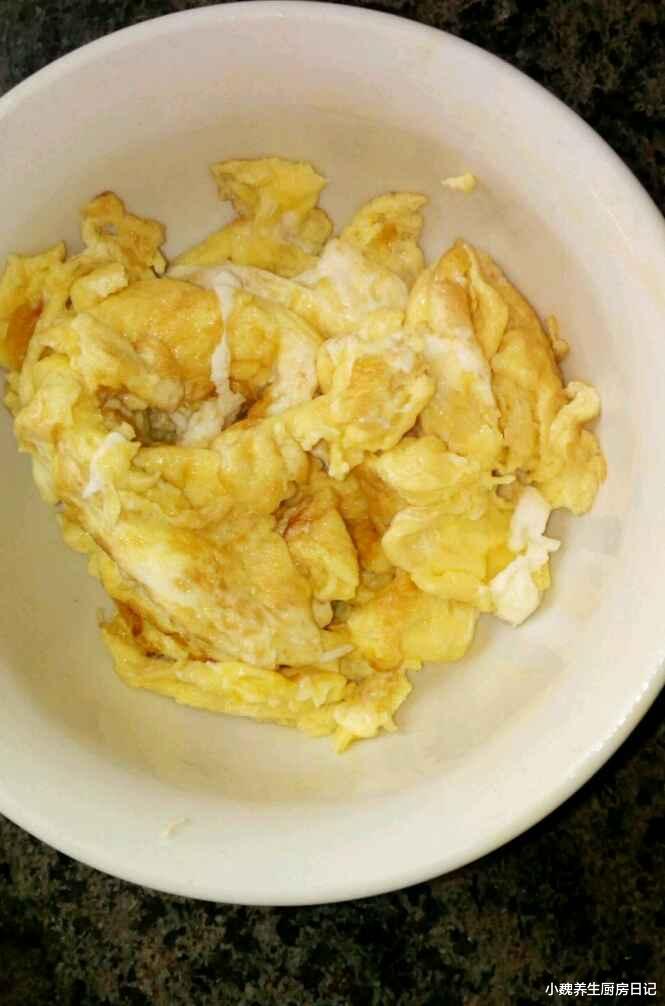 黄豆芽|脂肪最怕吃“这菜”，成本才3块钱，燃烧脂肪，肚子越吃越瘦了