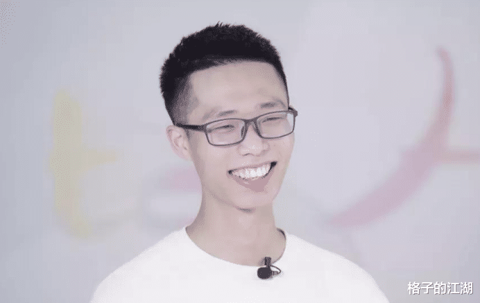 天鹅湖|刺死霸凌者获刑8年后,15岁男孩登上热搜:原来,善恶只在一念之间