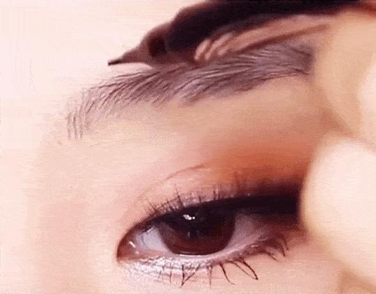 淡妆|女人再忙也别忘,出门尽量化“淡妆”,教你正确顺序,易学又精致