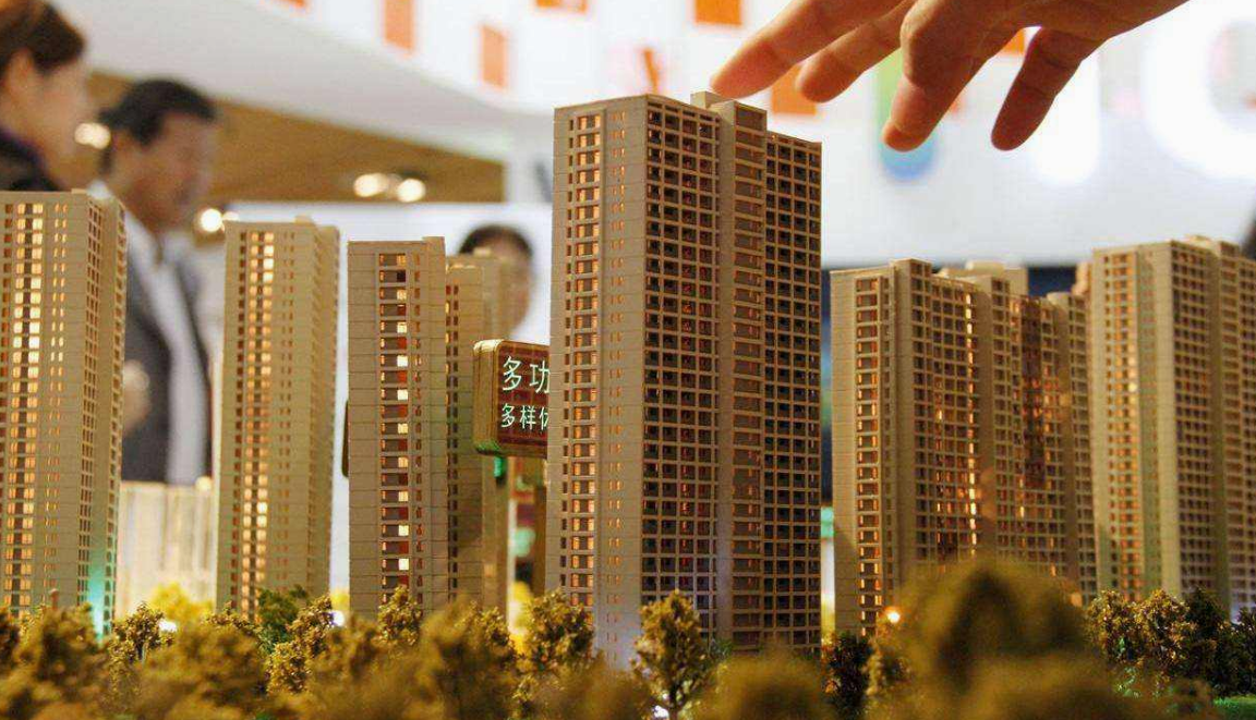 李嘉诚|2022年，“留房”和“留钱”哪个划算？任正非、李嘉诚看法一致