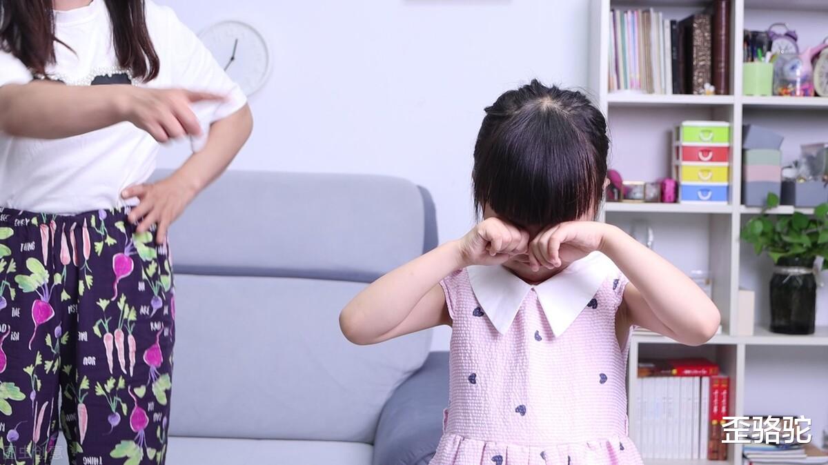 歪骆驼|婆媳关系“失火”，赢了嘴皮，输了孩子的健康