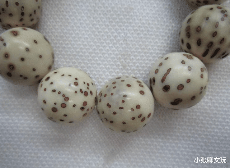 菩提|五种不用刷的手串，手盘就很漂亮，价格还特别亲民