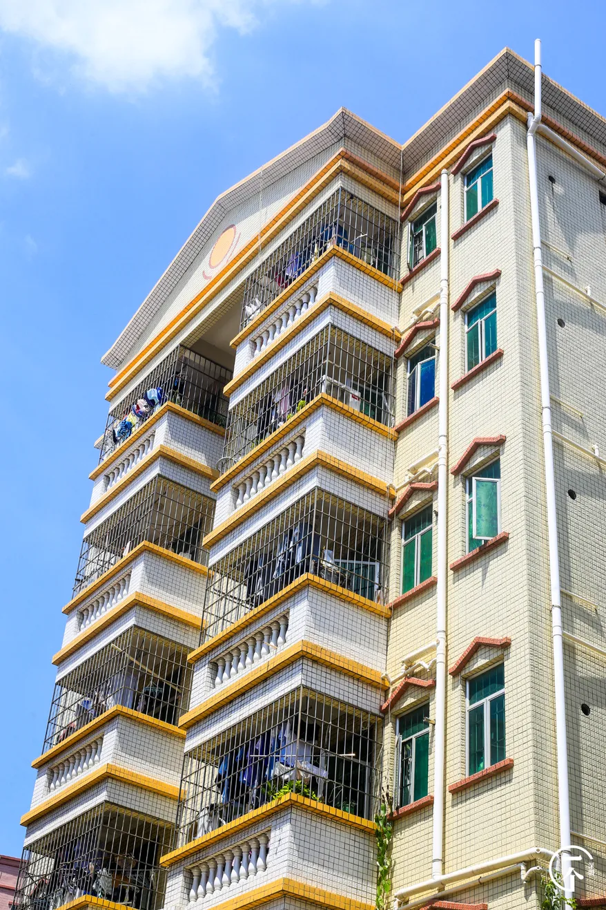 深圳市|深圳“厂妹”村：租客月入4000，房租500！