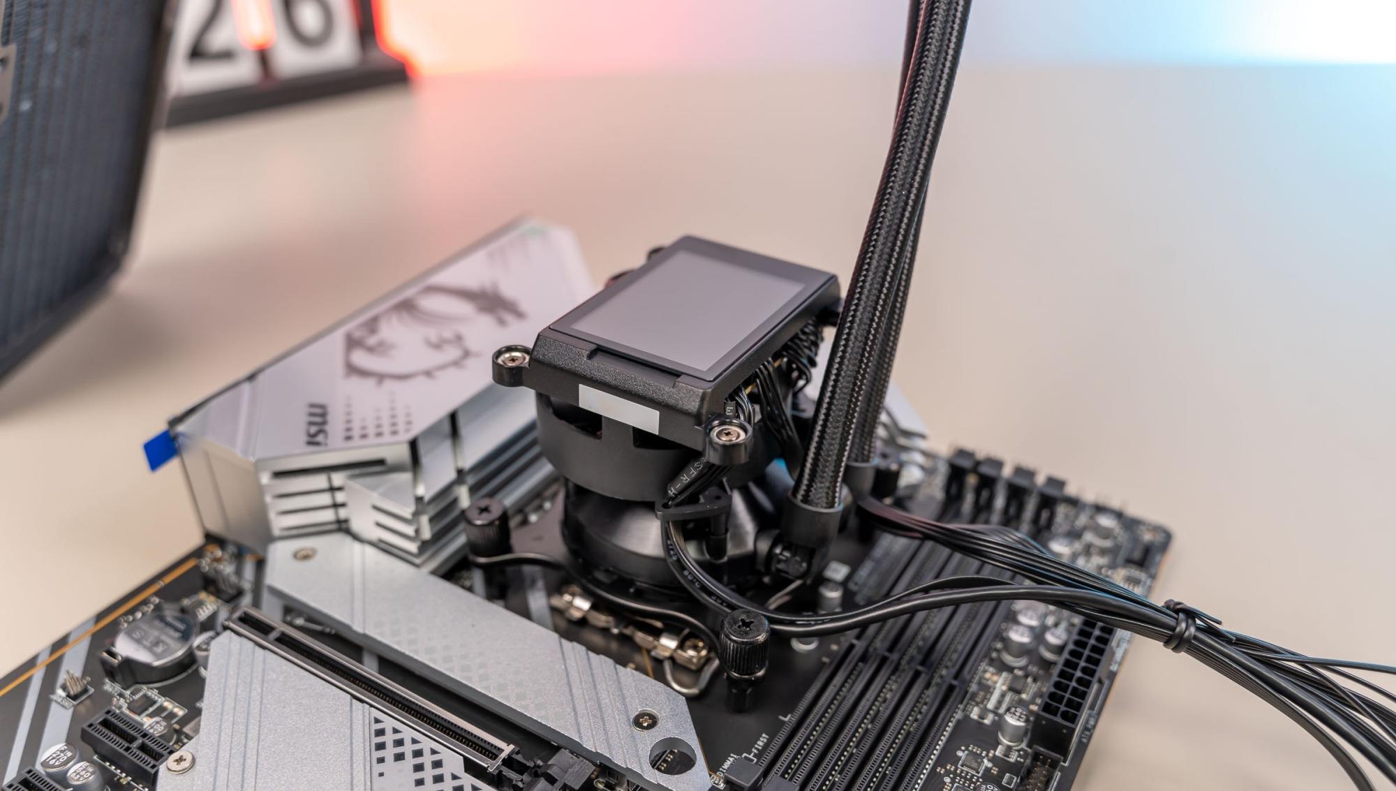 CPU|外观精致漂亮,性能非常强大、微星寒霜K360一体式水冷散热 评测