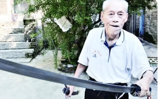 刻有“天皇”二字的軍刀，日本想花3000萬購回，老人一口回絕-圖4
