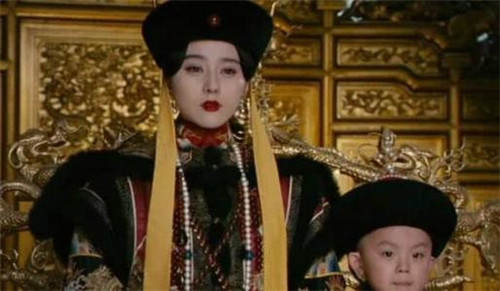 多尔衮|活在当代的清朝王爷：留长辫穿黄袍，为皇室血脉纯正选择近亲结婚