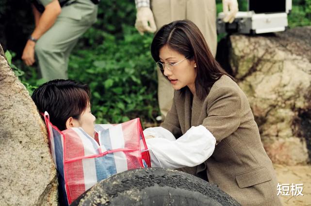 TVB|45岁的TVB花旦，曾为女儿退出娱乐圈，如今在做瑜伽教练