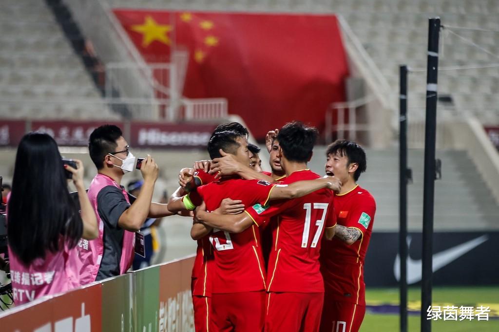 國足|國足戰勝菲律賓后又收獲三條好消息，小組出線應該穩了！