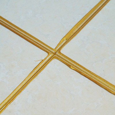 地老板美家 美缝知识：用这些方式可以完美地处理美缝剂余料