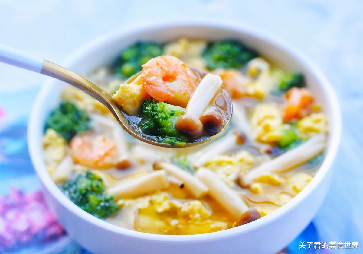 虾仁|38岁阿姨的轻断食晚餐，朋友圈火了，网友：太自律，学着吃也不胖