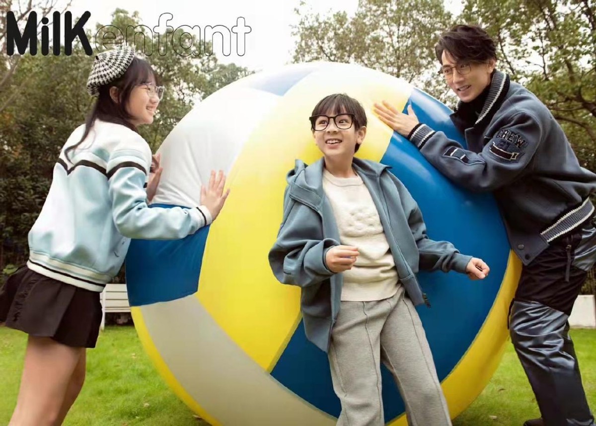 寻龙之幽冥地宫|吴尊一家三口拍大片！女儿戴贝雷帽颜值逆袭成名媛，儿子比爸爸帅