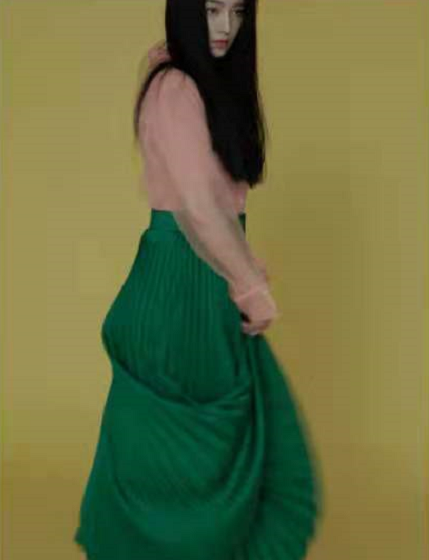 时尚风行派|范冰冰当了老板好低调!最新大片走朦胧美,昔日巨星范变温柔萌妹