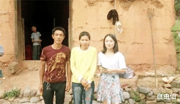 低保|人大学霸伍继红：失业，二婚嫁光棍成低保户，到底是谁毁了她