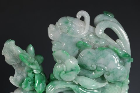 和田玉籽料|清中期 和田玉籽料 白玉 持福袋 童子 把件 挂件