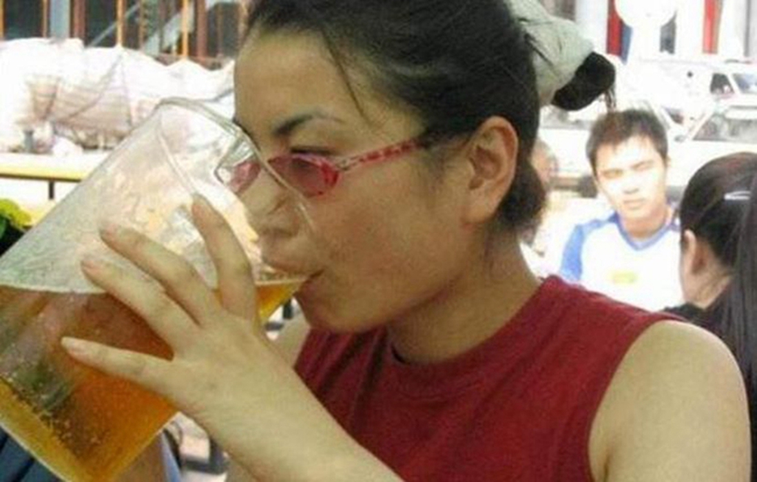 柳岩|明星最想删除的照片,包贝尔:柳岩身材那么好,我多看几眼怎么了