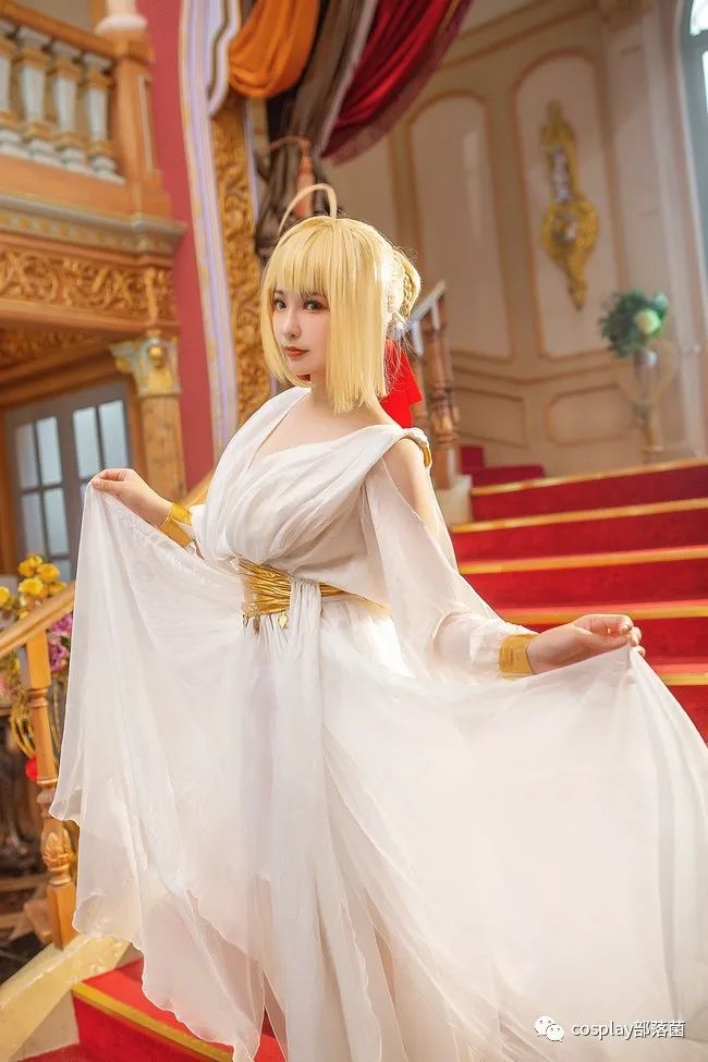 尼禄|cos：?FATE 尼禄睡衣cos正片