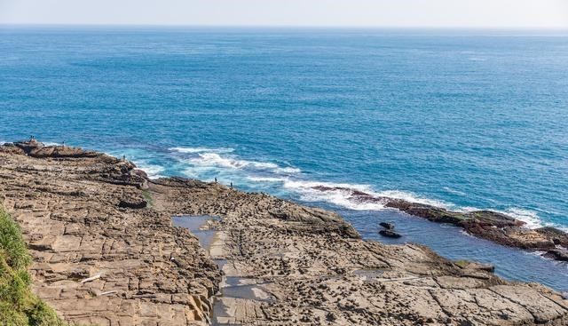 月球 大海潮涨潮落，落潮后的海水都去哪了？为何说和月球有关系？