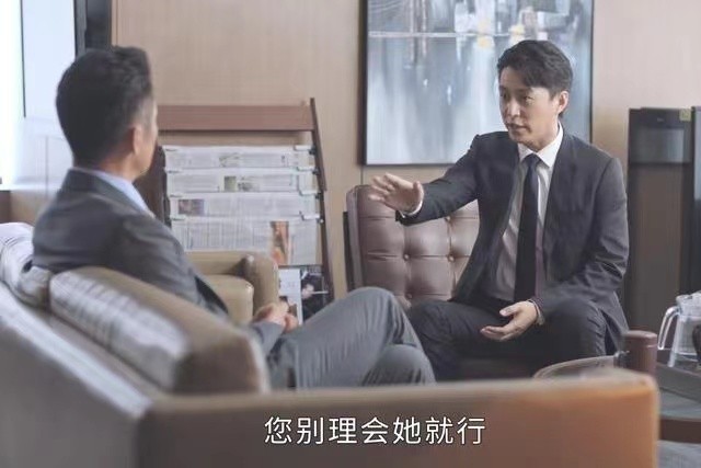 靳东|《突围》16集之后,才知道靳东这位国家一级演员的实力,不是吹的