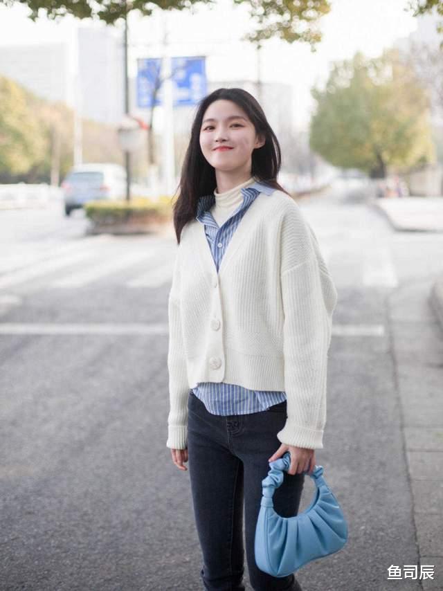鱼司辰 秋冬的必备“靴子”，这4款让你美出新高度，既保暖又很耐看