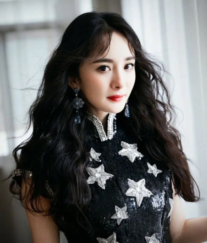 学霸|娱乐圈不拼颜值拼智商？学霸混圈一个比一个红，颜值只是敲门砖!