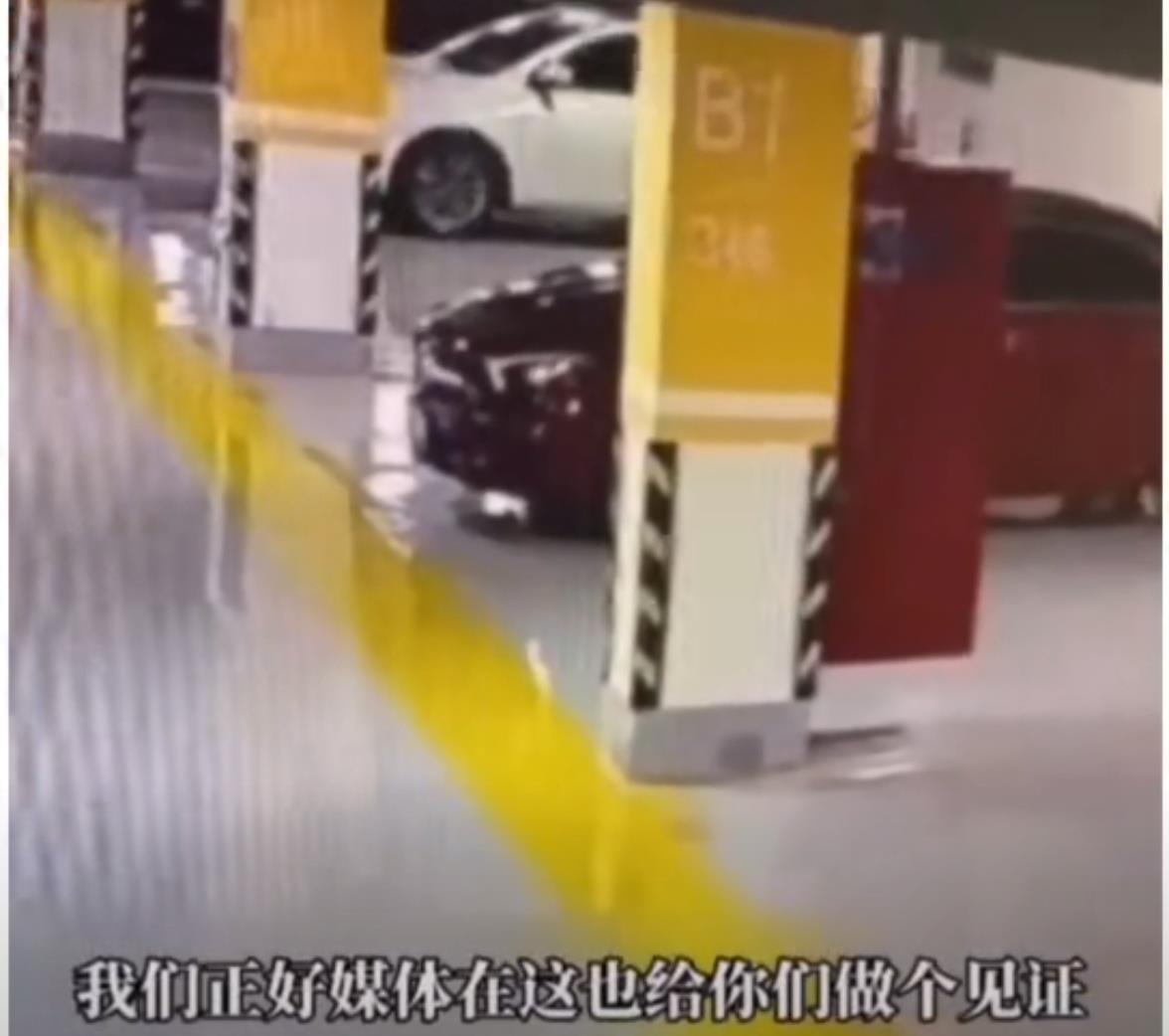 匣子里的鱼 浙江：6岁男童刮花奔驰，女车主索赔9600，家长：孩子小不懂事