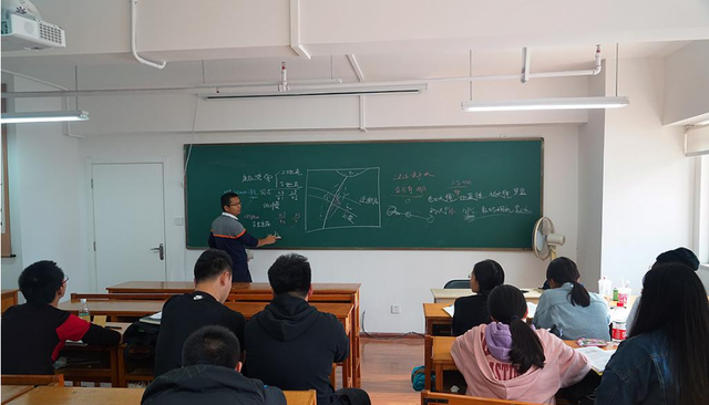 月月读唐诗|专升本时代已经过去?越来越多的专科生放弃升本,原因其实很现实