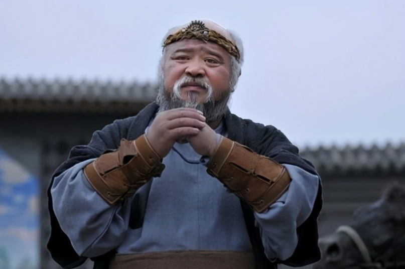 龚俊|“老戏骨”李琦：顿顿喝酒，一天两包烟，65岁“报应”来了