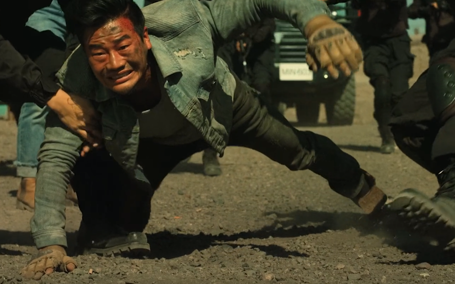 谢孟伟|“嘎子哥”谢孟伟又拍新网大，上线6天票房25万，被直播反噬明显