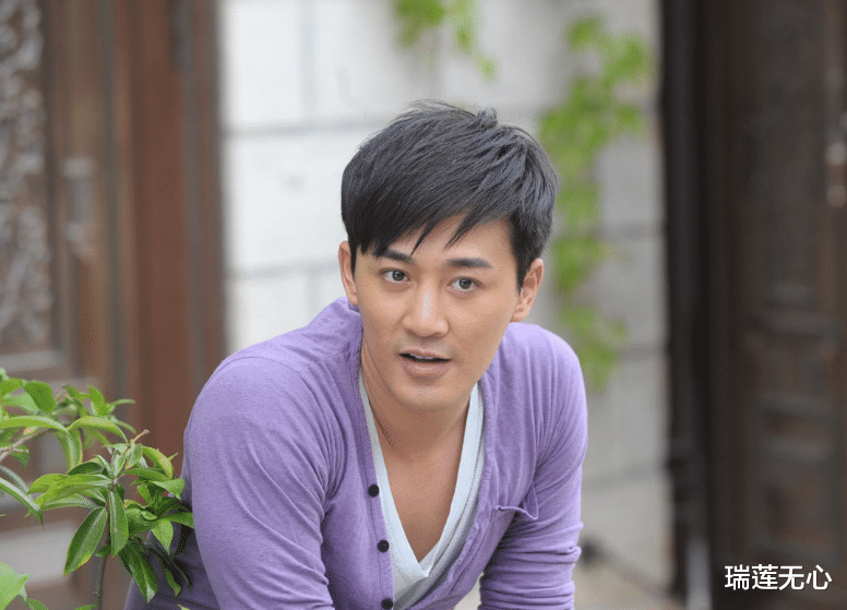 林峰|林峰到底怎么了？跟任贤齐合影曝光，整个人又瘦又沧桑