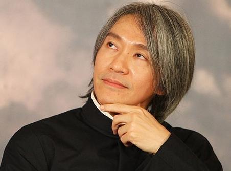 周星驰|吴孟达灵堂内景直击：周星驰花圈摆放醒目，四字寄语衬托星爷心情