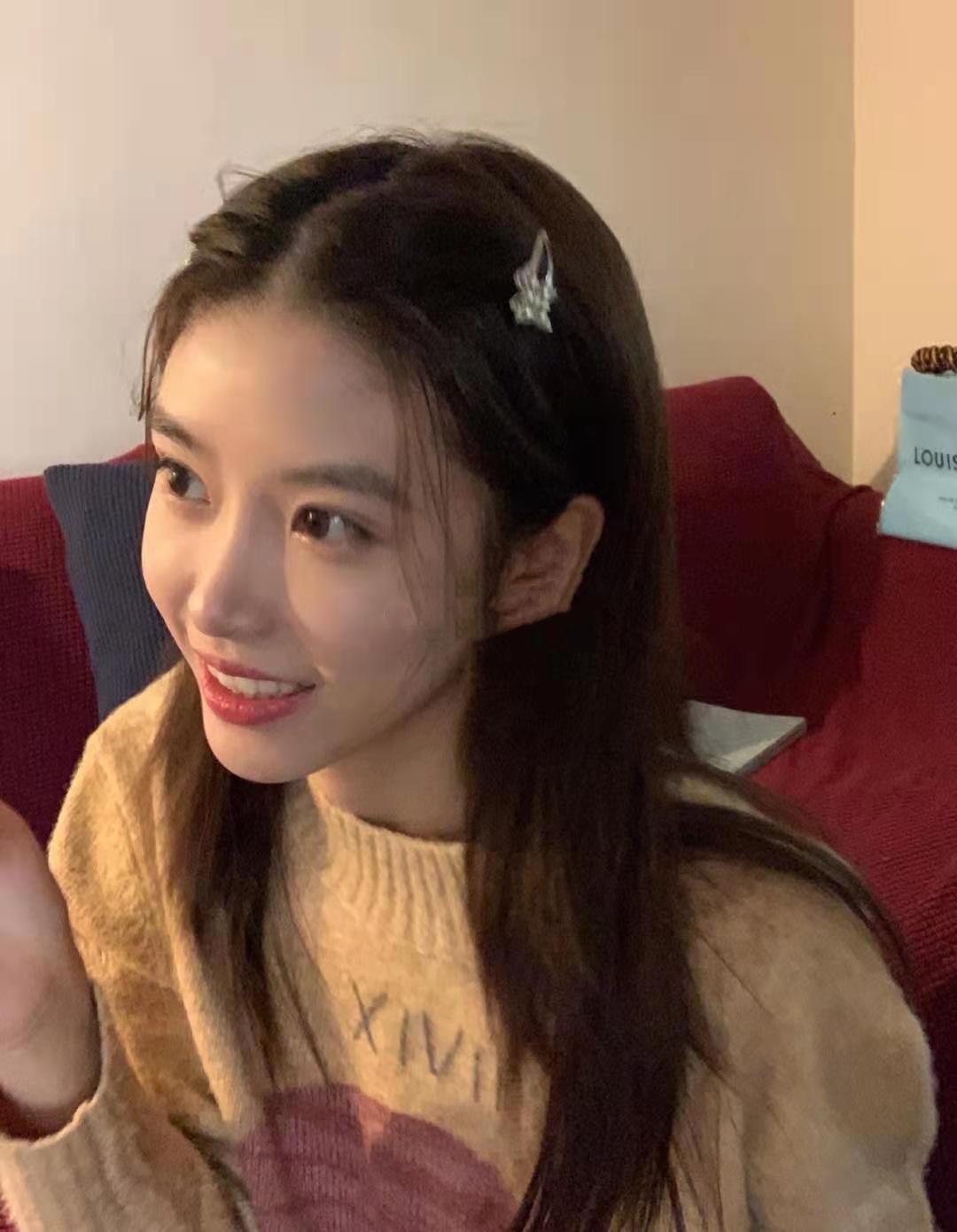 胡文婕|半藏森林的逆袭之路,纯欲脸加茶艺照,怪不得火遍全网