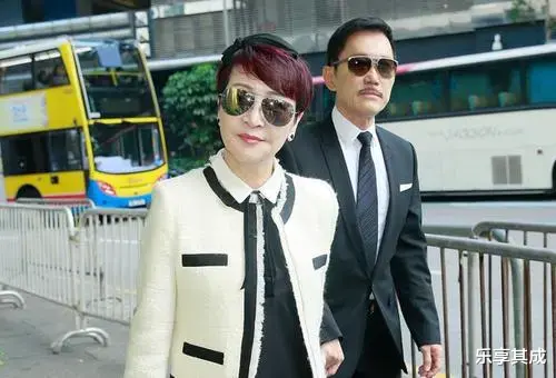 狄波拉|当年谢贤欠下巨额债务，狄波拉无奈之下，只好找上旧情人何鸿燊