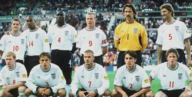 周末娱乐驿站 矫枉过正！你在讨论中场大师，齐达内哈维在讨论曼联名宿？当真？